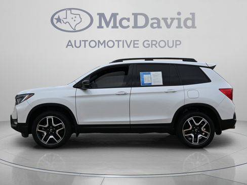 Used 2023 Honda Passport Elite image 2