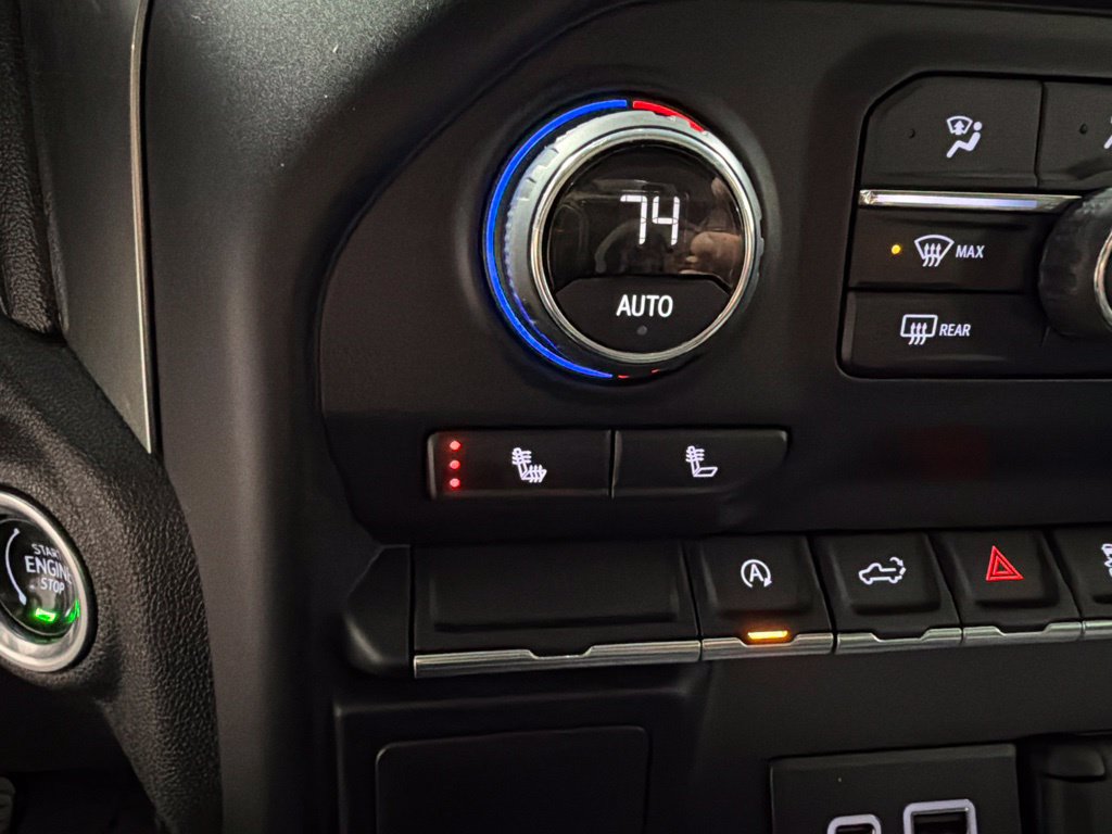 Used 2019 Chevrolet Silverado 1500 RST AWD/4WD image 32