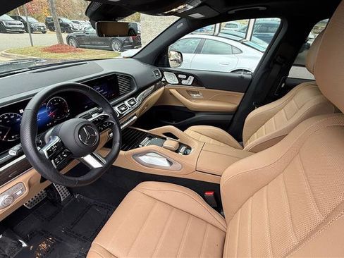 Used 2024 Mercedes-Benz GLS 450 4MATIC w/ AMG Line Exterior image 9