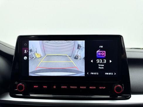 Used 2023 Kia Forte GT-Line image 24