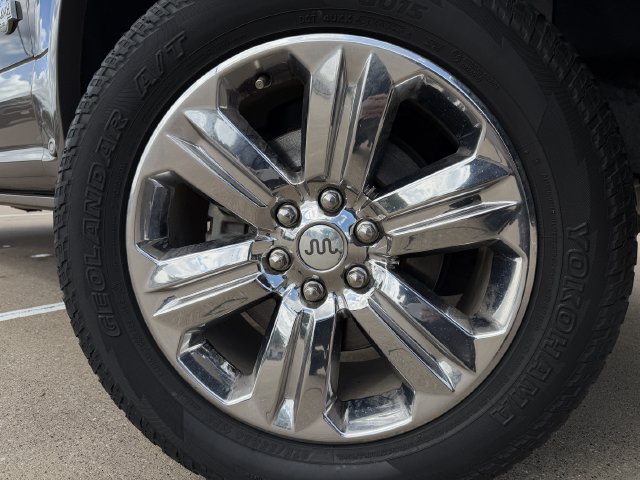 Used 2018 Ford F150 King Ranch w/ Equipment Group 601A Luxury AWD/4WD image 9