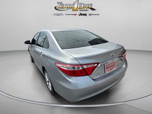 Used 2015 Toyota Camry LE FWD image 6