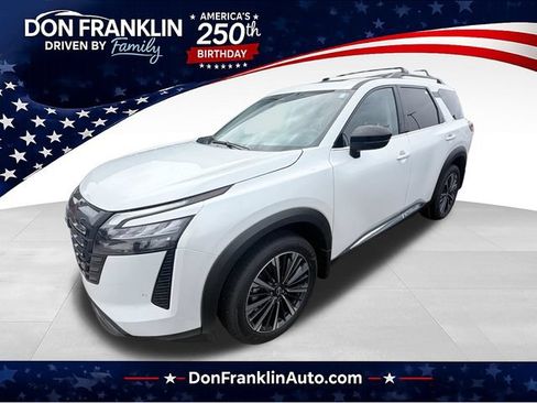 New 2026 Nissan Pathfinder Platinum AWD/4WD image 1