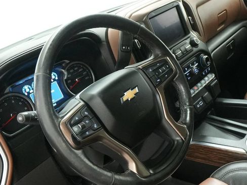 Used 2021 Chevrolet Silverado 1500 High Country w/ LPO, Dark Essentials Package AWD/4WD image 15