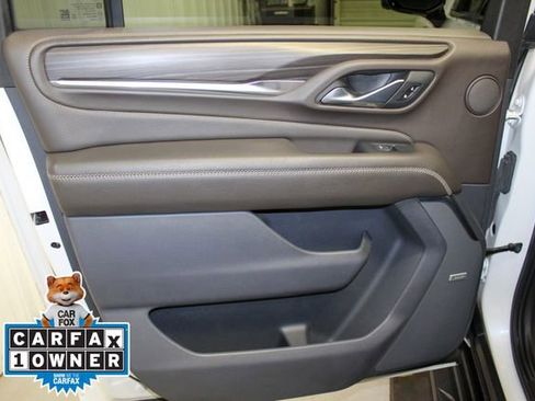 Used 2021 GMC Yukon XL Denali image 13