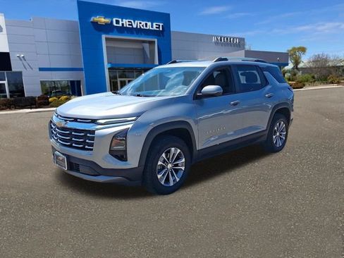 Used 2025 Chevrolet Equinox LT w/ Convenience Package II AWD/4WD image 33