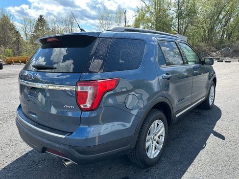 Used 2018 Ford Explorer XLT w/ Equipment Group 202A AWD/4WD image 15