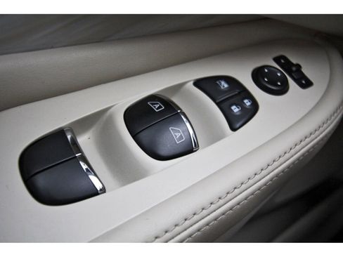 Used 2018 Nissan Murano Platinum w/ Cargo Package FWD image 21