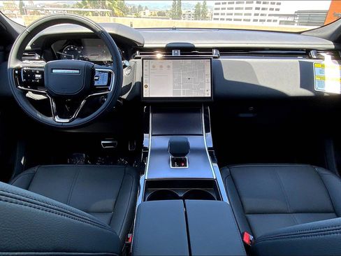 New 2026 Land Rover Range Rover Velar Dynamic SE image 7