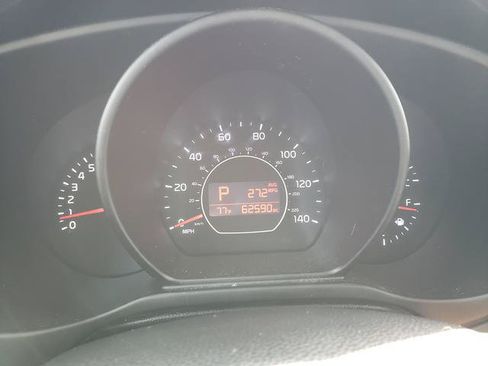 Used 2016 Kia Soul FWD image 32