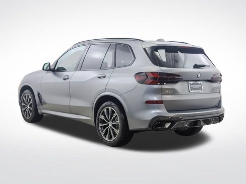 Used 2026 BMW X5 xDrive40i w/ Executive Package AWD/4WD image 3
