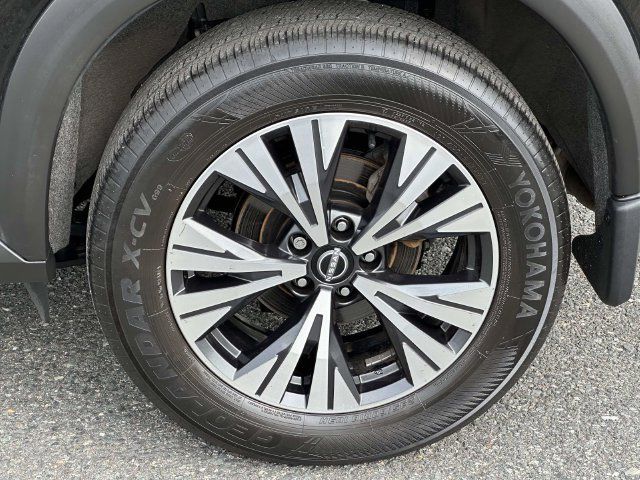 Used 2023 Nissan Rogue SV AWD/4WD image 10