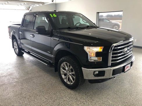 Used 2016 Ford F150 XLT w/ Equipment Group 302A Luxury image 2