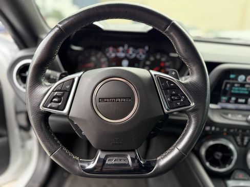 Used 2017 Chevrolet Camaro LT RWD image 14