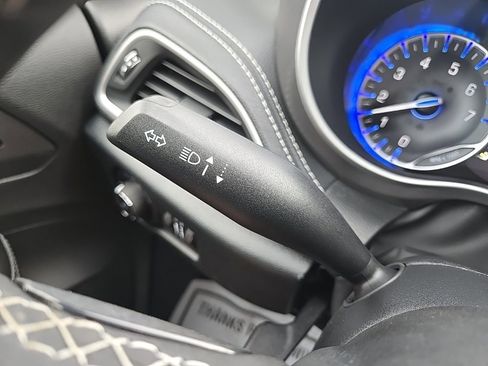 New 2026 Chrysler Pacifica Select image 43