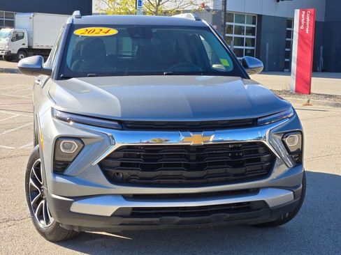 Used 2024 Chevrolet TrailBlazer LT image 4