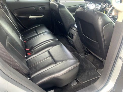 Used 2014 Ford Edge Limited FWD image 16