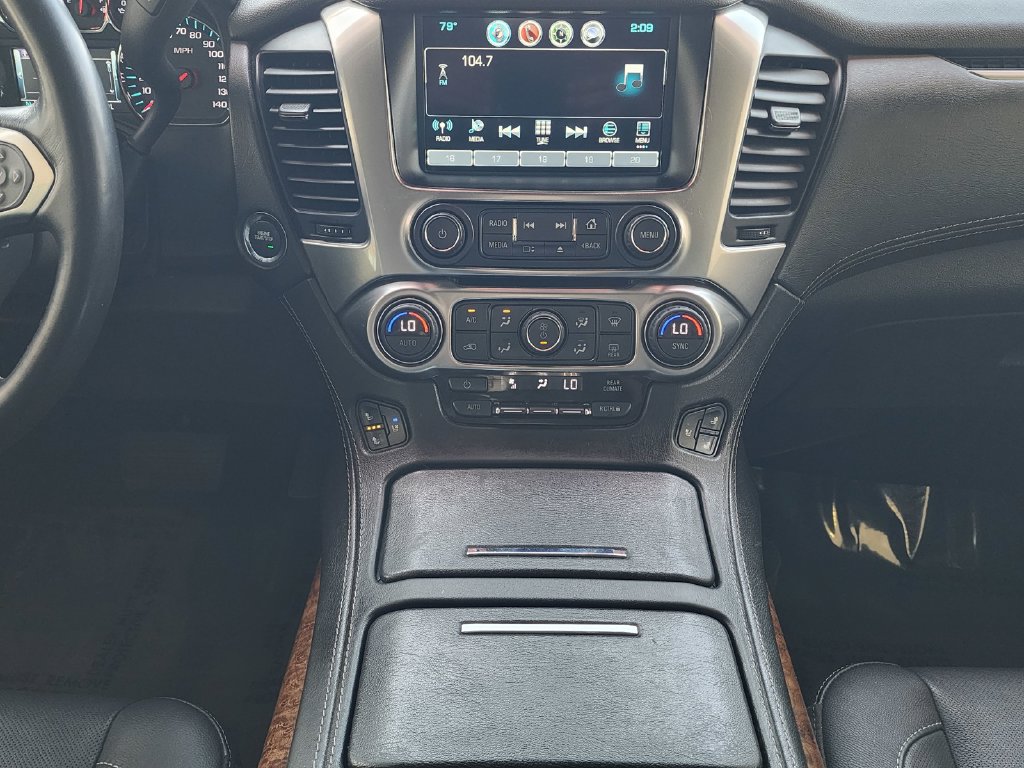 Used 2020 Chevrolet Tahoe Premier AWD/4WD image 12