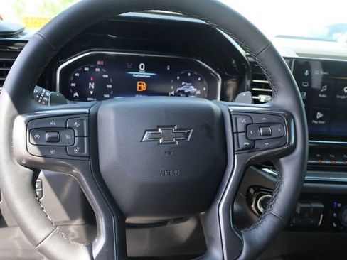 Used 2025 Chevrolet Silverado 1500 ZR2 w/ Technology Package AWD/4WD image 28
