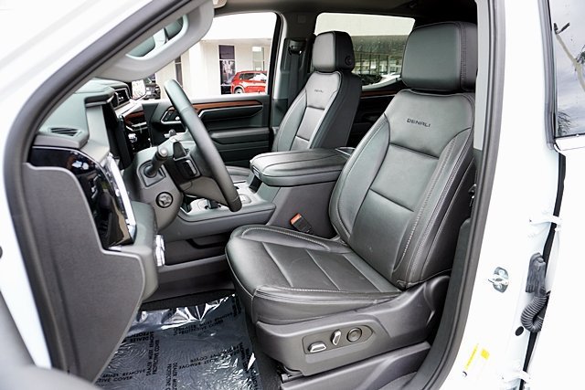 Used 2023 GMC Sierra 1500 Denali w/ Denali Reserve Package AWD/4WD image 29
