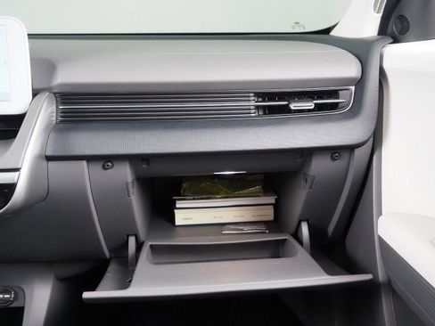 Used 2024 Hyundai Ioniq 5 SEL image 39