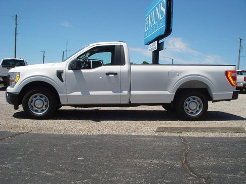 Used 2022 Ford F150 XL w/ Trailer Tow Package RWD image 5