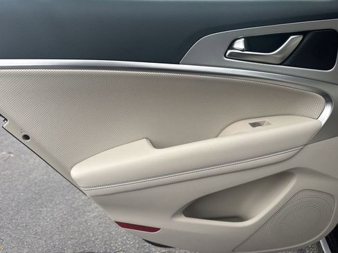 New 2026 Genesis G70 2.5T Prestige RWD image 21