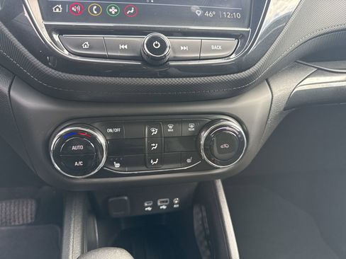 Used 2023 Chevrolet TrailBlazer LT w/ Convenience Package image 26