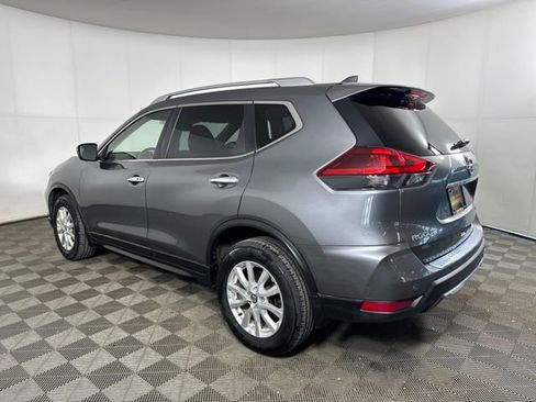 Used 2019 Nissan Rogue SV image 5