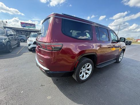 Used 2022 Jeep Wagoneer Series II image 3