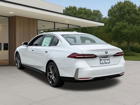 New 2026 BMW 530i w/ Premium Package RWD image 12