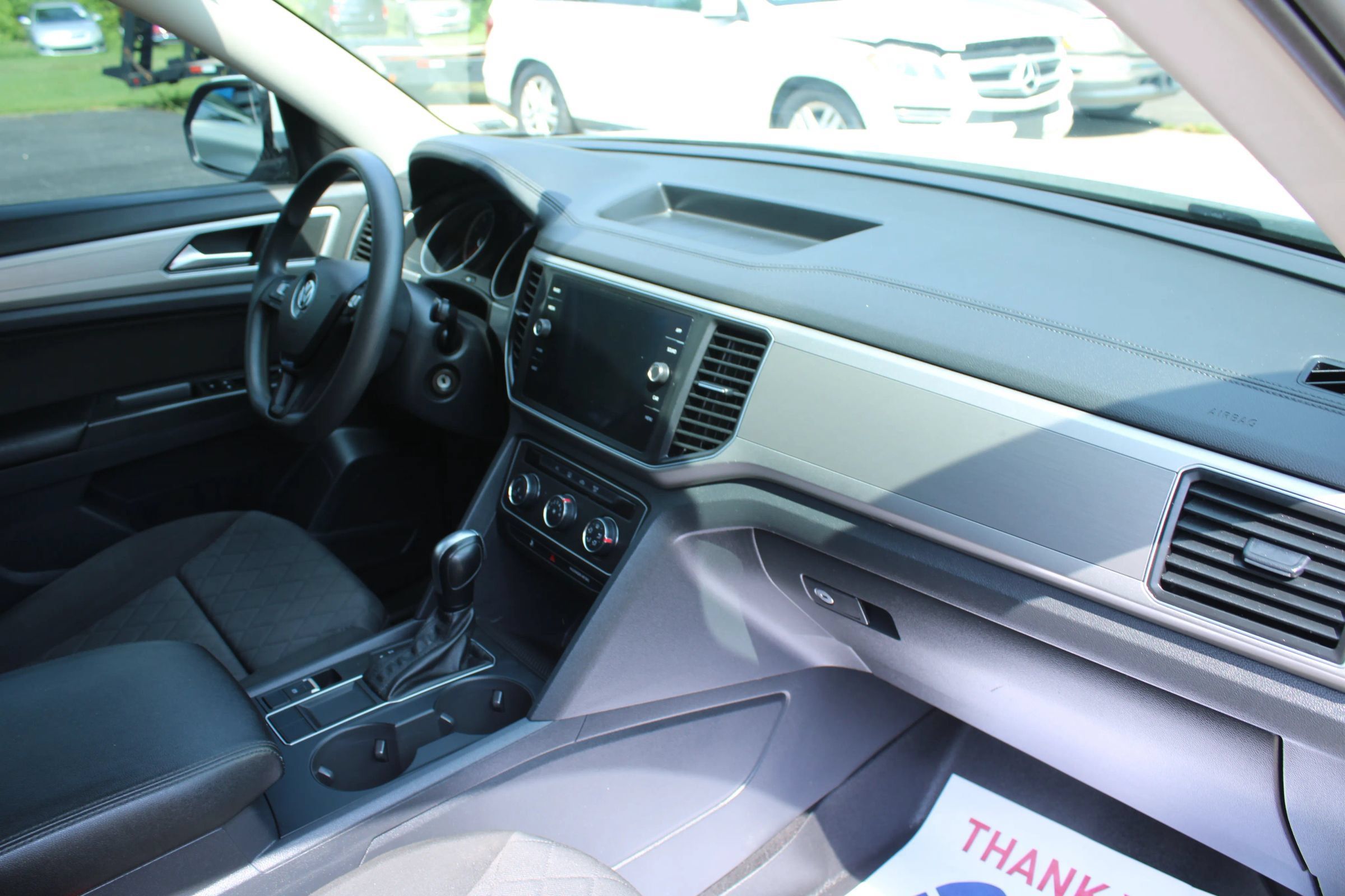 Used 2018 Volkswagen Atlas Launch Edition FWD image 23