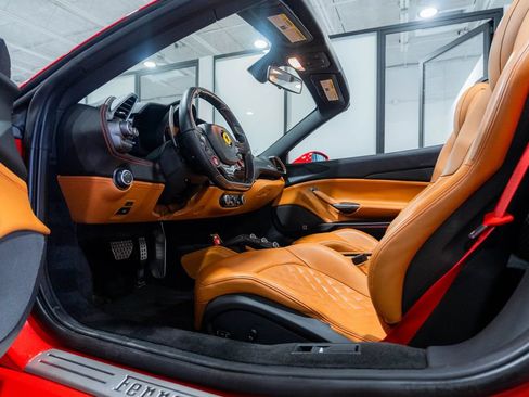 Used 2018 Ferrari 488 Spider RWD image 51