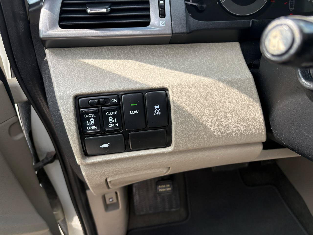 Used 2014 Honda Odyssey EX-L image 22