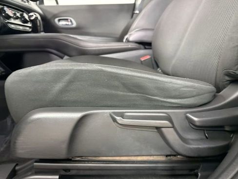 Used 2017 Honda HR-V LX image 22