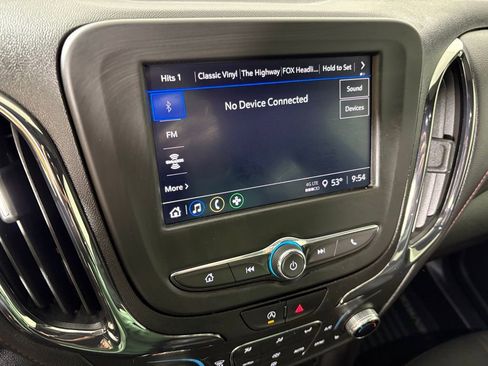 Used 2024 Chevrolet Equinox RS image 28