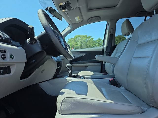 Used 2019 Honda Ridgeline RTL image 11
