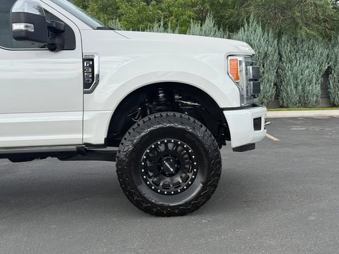 Used 2019 Ford F350 Platinum w/ Platinum Ultimate Package AWD/4WD image 6