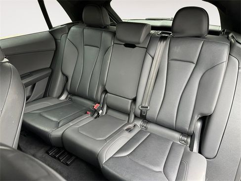 Used 2021 Audi Q8 Premium Plus w/ Premium Plus Package image 13