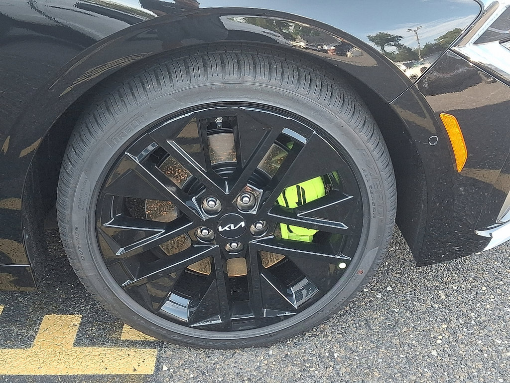 New 2027 Kia K5 GT FWD image 4