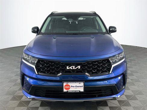 Used 2023 Kia Sorento S w/ Panoramic Sunroof Package FWD image 2