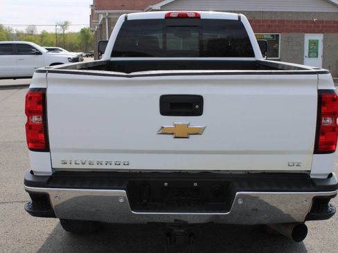 Used 2019 Chevrolet Silverado 3500 LTZ w/ Duramax Plus Package AWD/4WD image 4