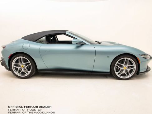 Used 2025 Ferrari Roma Spider RWD image 26