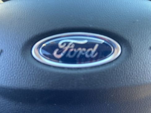 Used 2020 Ford Escape SE image 8