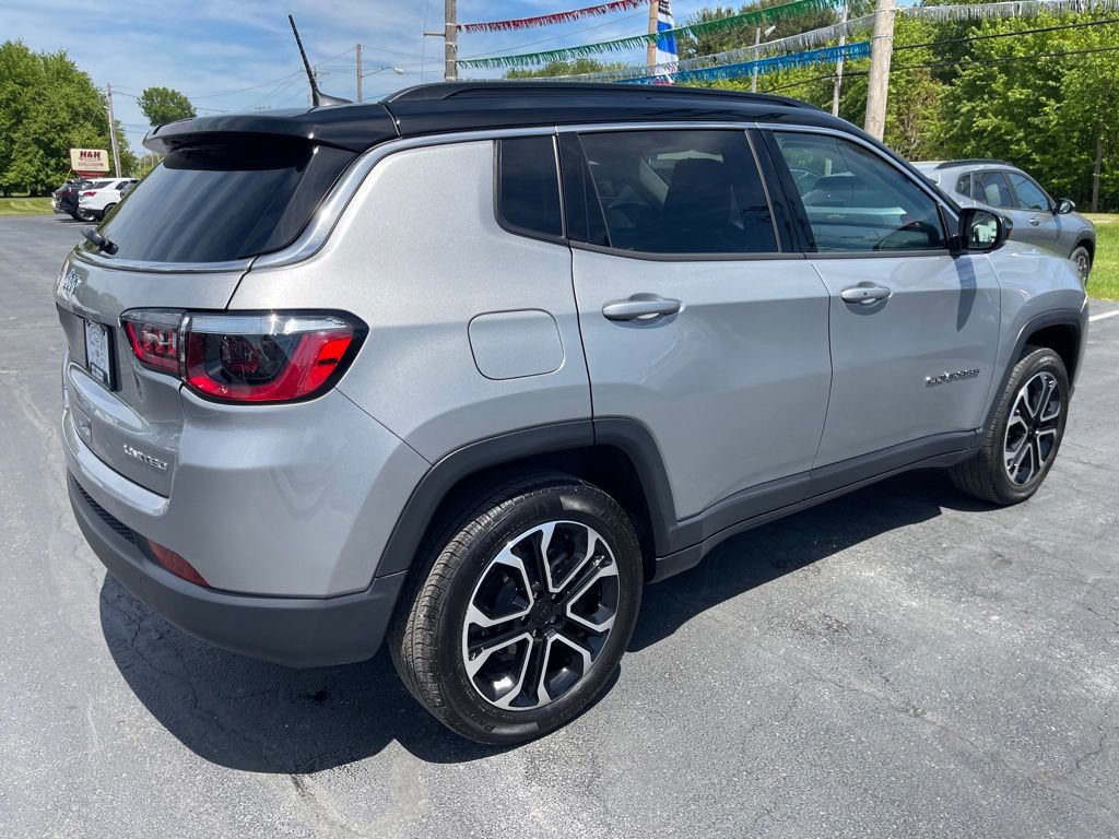 Used 2022 Jeep Compass Limited AWD/4WD image 3