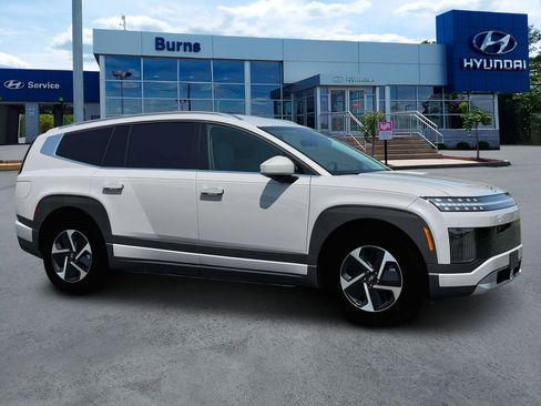 New 2026 Hyundai Ioniq 9 SE image 10