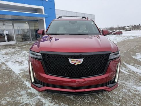 Used 2021 Cadillac Escalade Sport w/ Driver Assist Tech Package image 8