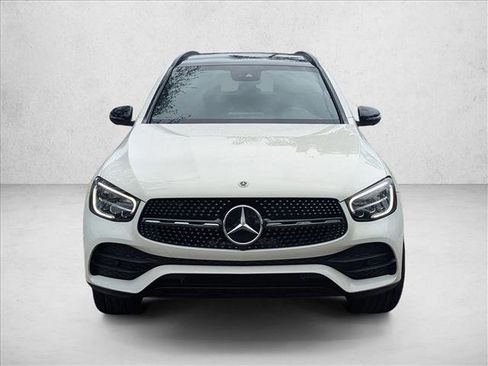Used 2022 Mercedes-Benz GLC 300 image 2