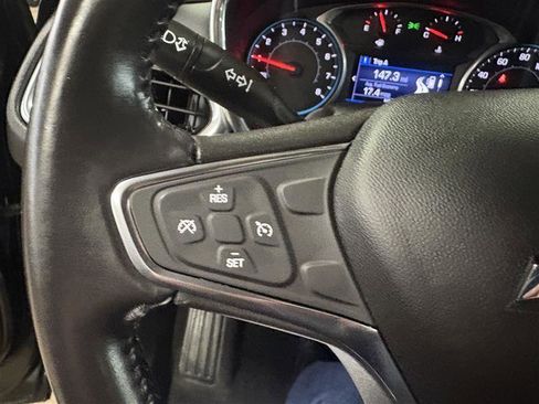 Used 2019 Chevrolet Equinox LT image 19