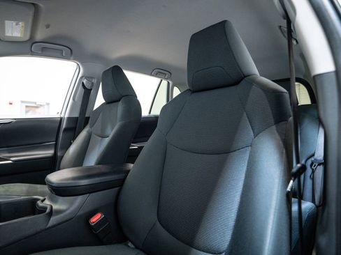 Used 2024 Toyota RAV4 LE image 6